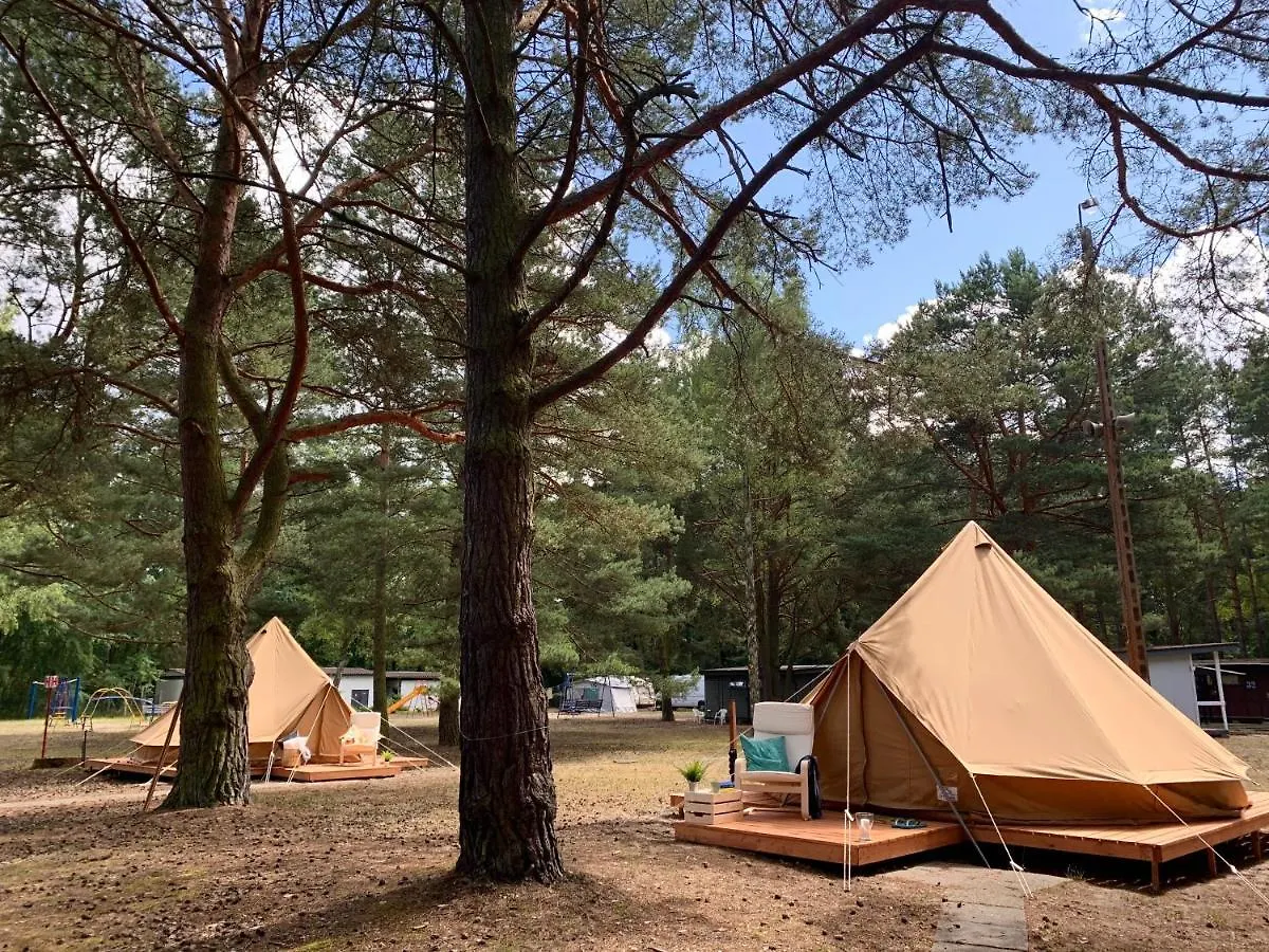 Camp Bursztynowy Las Gdaňsk