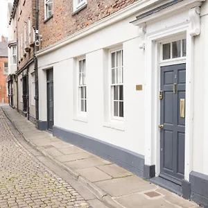 Spirit Of Street Hull Old Town Kingston upon Hull
