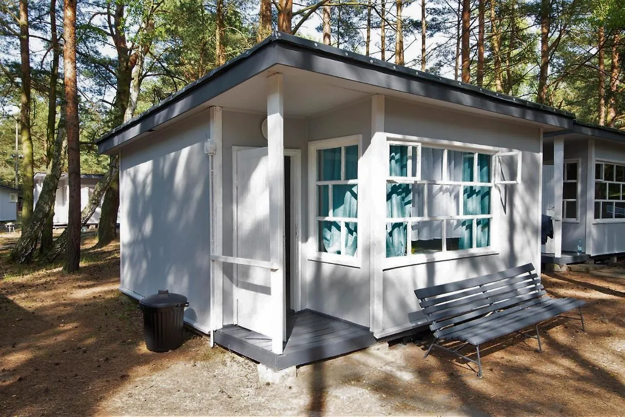 Camp Bursztynowy Las グダニスク ポーランド