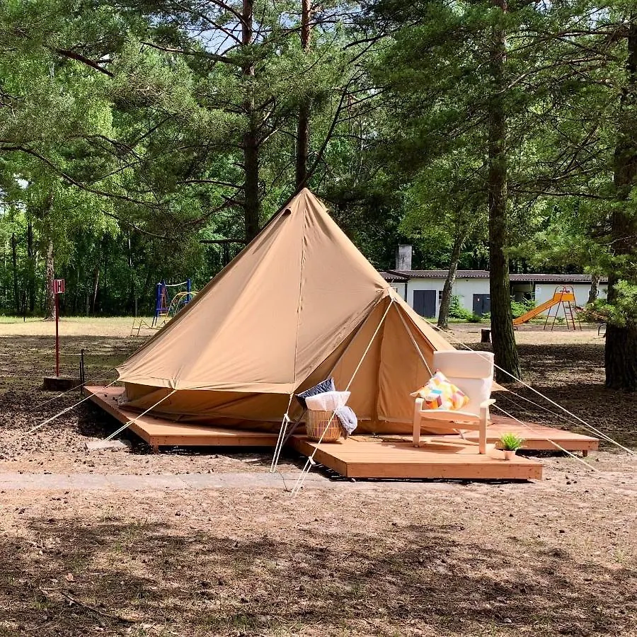 キャンプ場 Camp Bursztynowy Las グダニスク