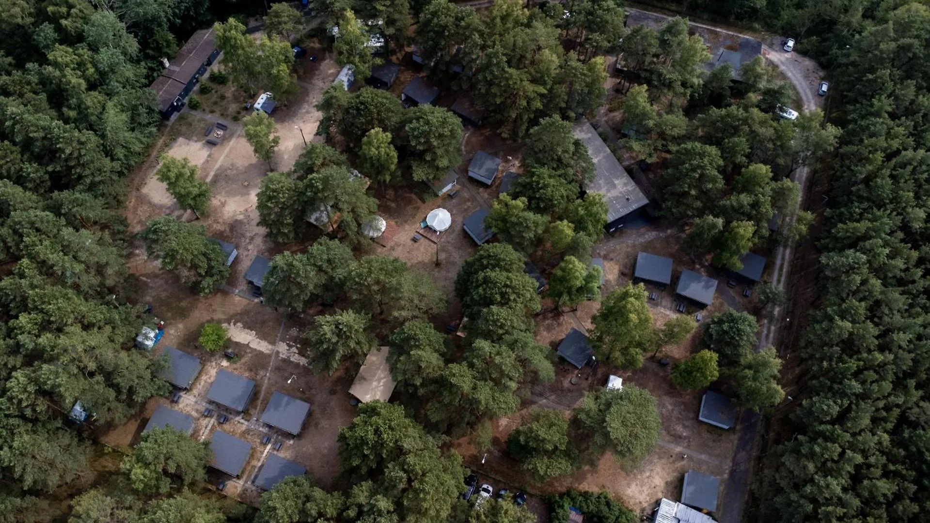 Camp Bursztynowy Las グダニスク ポーランド